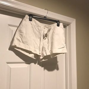 Clearance Gap white shorts size 12